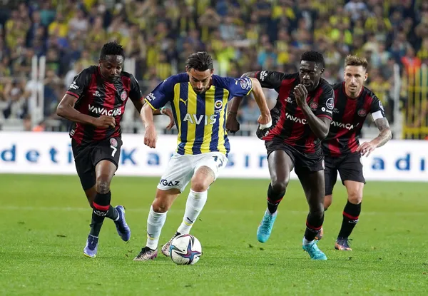 fenerbahcenin-sampiyonlar-ligindeki-rakibi-dinamo-kiev-oldu-1655290643391.jpg Fenerbahçe'nin Şampiyonlar Ligi'ndeki rakibi Dinamo Kiev oldu - 2