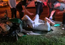 Bursa İnegöl'de kontrolden çıkan motosiklet trafik levhasına çarptı: 34 yaşındaki sürücünün durumu ciddiyetini koruyor
