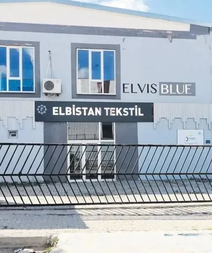 elbistanda-chp-skandali-depremzede-kadinlarin-ekmek-kapisina-kilit-vurdular-1778564436632.jpeg Elbistan’da CHP skandalı! Depremzede kadınların ekmek kapısına kilit vurdular - 1