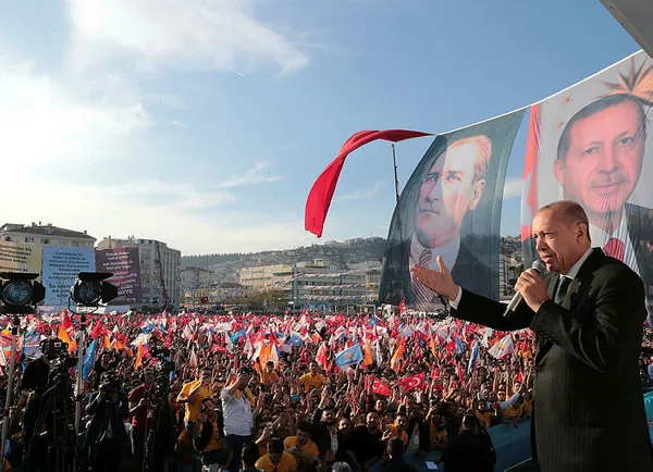 Başkan Erdoğan'dan çağrı: İstanbul'u Konstantinapol'e çevirmekle yanıp tutuşanlara karşı... - 1