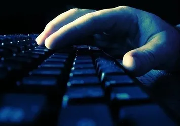 Veliler online dolandırıcılığa dikkat! Yarıyıl tatilinde daha çok artıyor