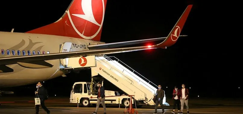 Sudan ve Mısır’daki Türk öğrenciler Sivas’a getirildi