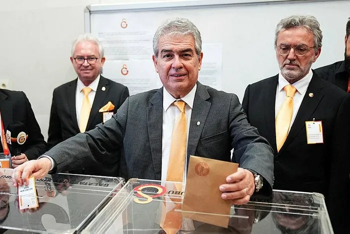 Galatasaray’da başkanlık yarışı! Yeniden Dursun Aydın Özbek dönemi...