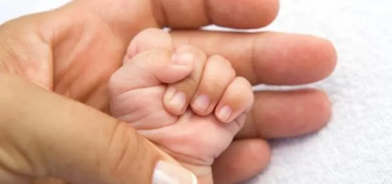 Ukrayna’da üç ebeveynli bebek doğdu