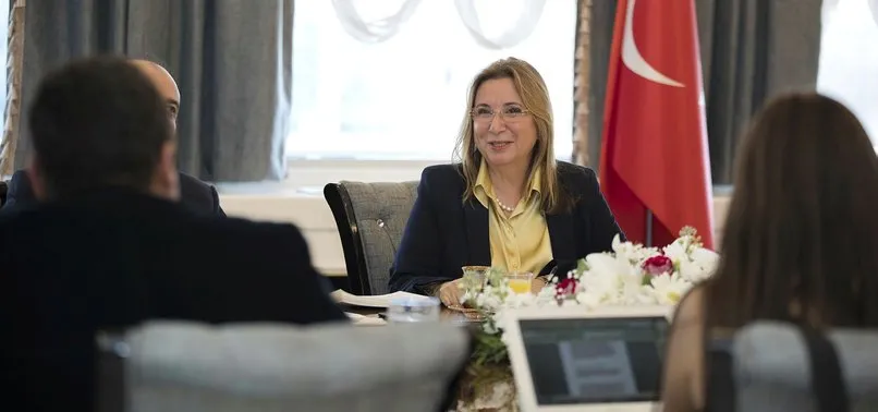 Bakan Pekcan, ekonomi muhabirlerine Bakanlığın faaliyetlerine ilişkin değerlendirmelerde bulundu ile ilgili görsel sonucu