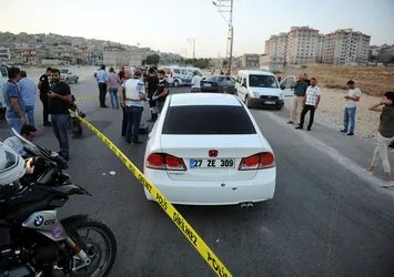 Gaziantep'te polise ateş açıldı!