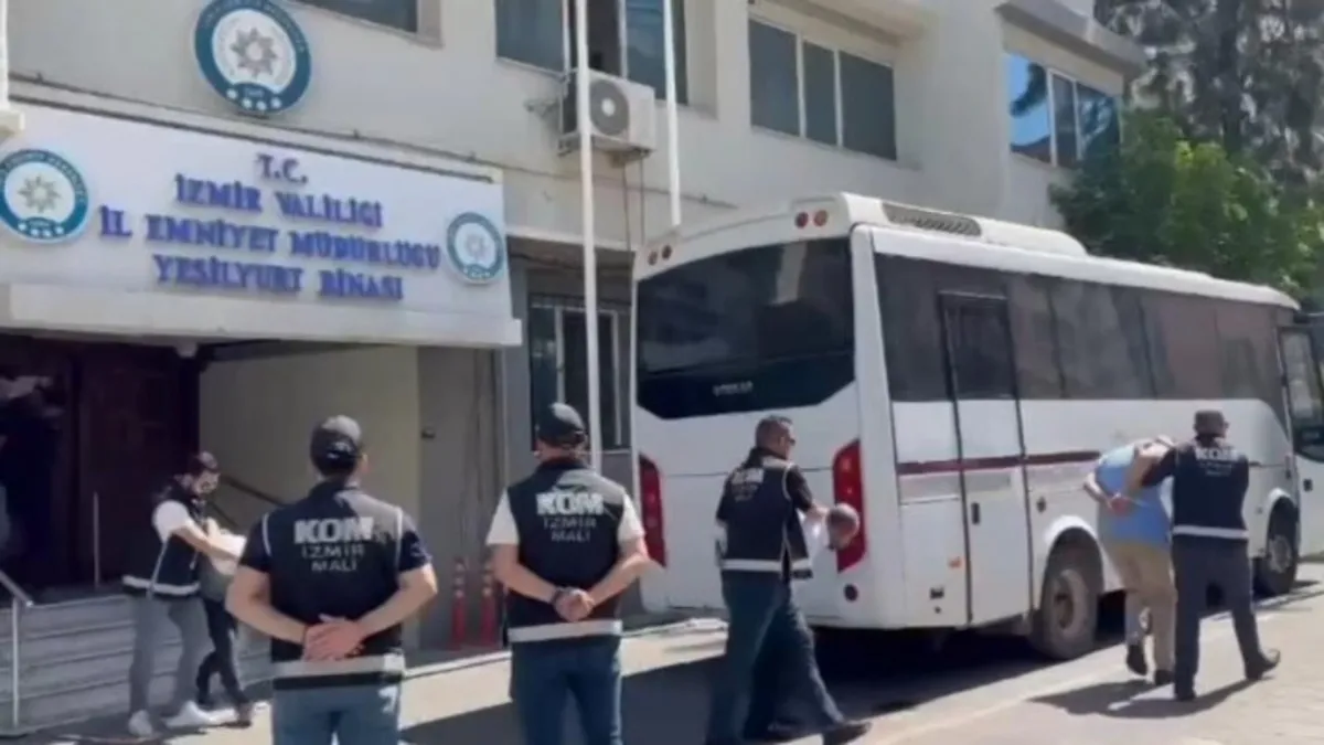 İzmir'de tefeciler için düğmeye basıldı! 2 tutuklama