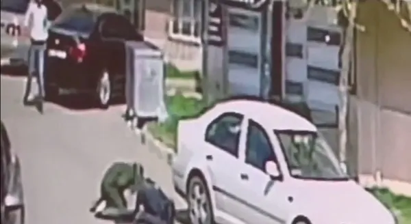 1680589765800.jpg Şanlıurfa'da yasak aşk cinayeti! Eşinin kardeşini öldürüp başında bekledi - 3