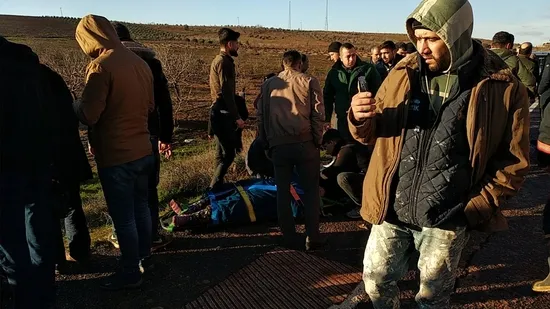 Son dakika: Şanlıurfa'da öğrenci servisi ile işçi servisi çarpıştı - 1