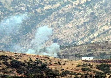 Derecik'te askeri üs bölgelerine saldırı düzenlendi