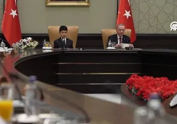 Başkan Erdoğan Cumhurbaşkanlığı Külliyesi’nde çocukları kabul etti