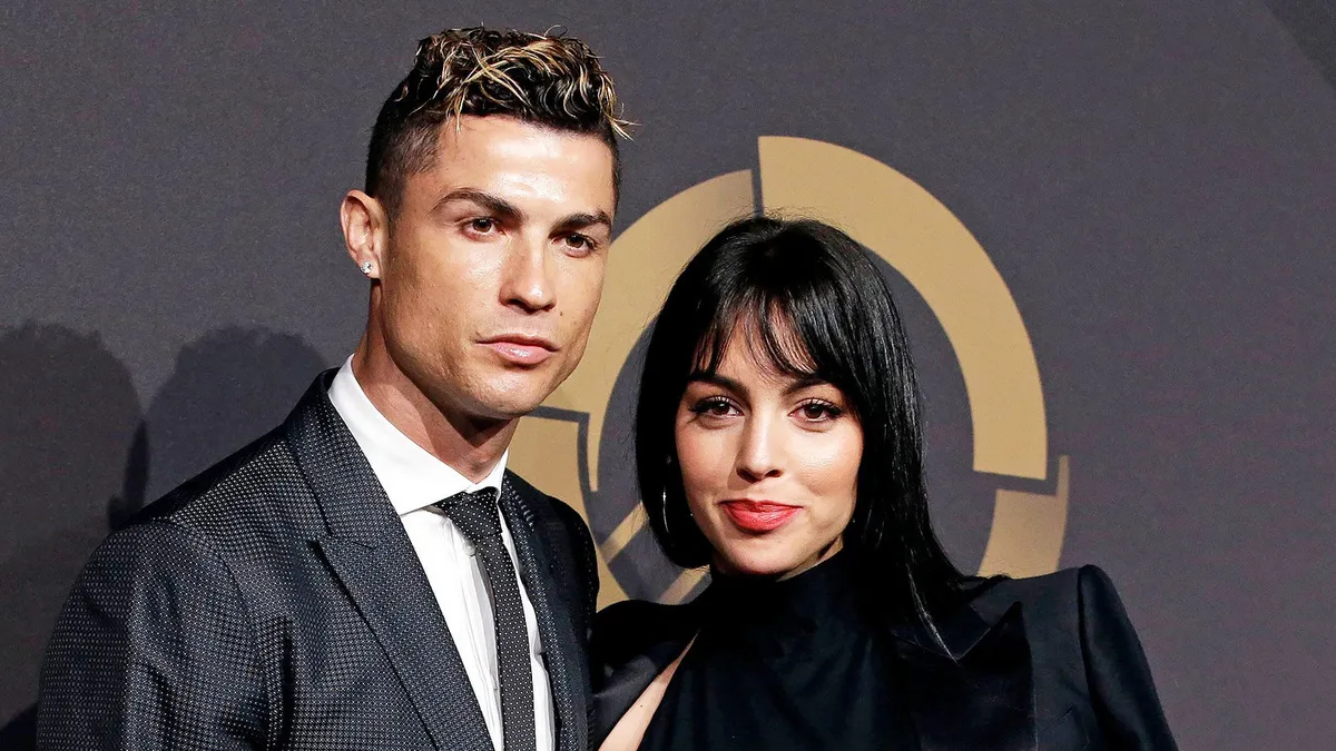 Ronaldo’nun sevgilisi Georgina Rodriguez çocuklarının odasını paylaştı: Dekorasyonu dikkat çekti