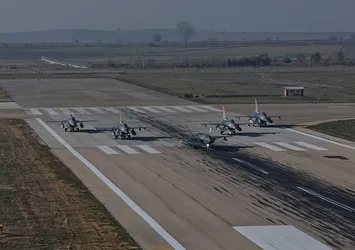 KIZILELMA yakın markajda: Savaşa yön verecek! "Dünyanın gördüğünü içerde göstermemek hazımsızlıktır"