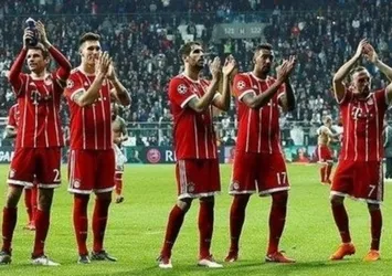 Bayernli futbolcular Beşiktaş taraftarını alkışladı