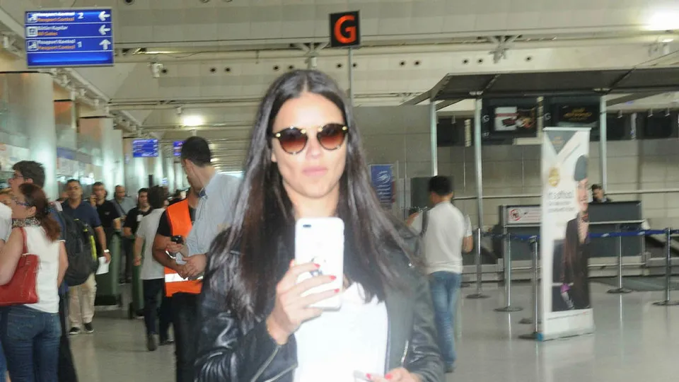 Adriana Lima ABD'ye yalnız gitti