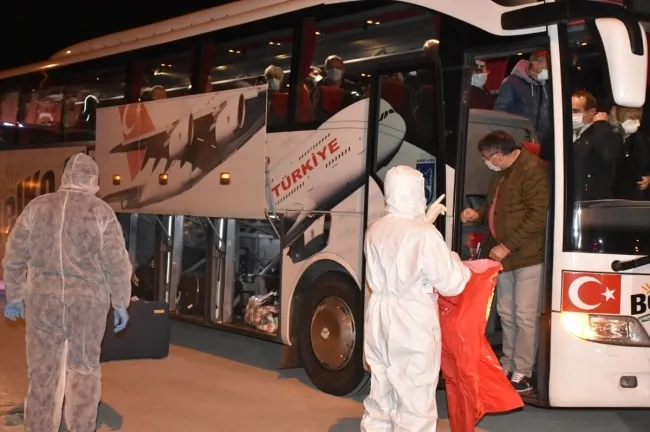 Kırıkkale'de karantina süresi dolan 309 kişi evlerine gönderiliyor - 1