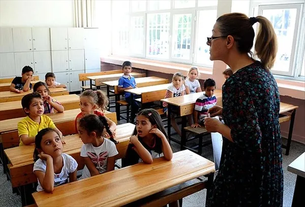 2023-egitim-odenegi-ne-zaman-yatacak-kirtasiye-yardimi-basvuru-ogretmen-kirtasiye-parasi-ne-kadar-1694247598491.jpg 2023 eğitim ödeneği ne zaman yatacak? KIRTASİYE YARDIMI E-DEVLET | Öğretmen kırtasiye parası ne kadar? - 1