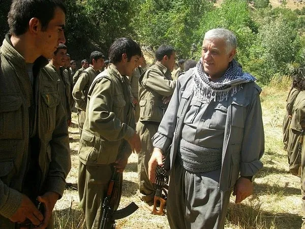 Terörist Murat Karayılan hakkında flaş itiraf! Saklanmak için bakın ne yapıyor