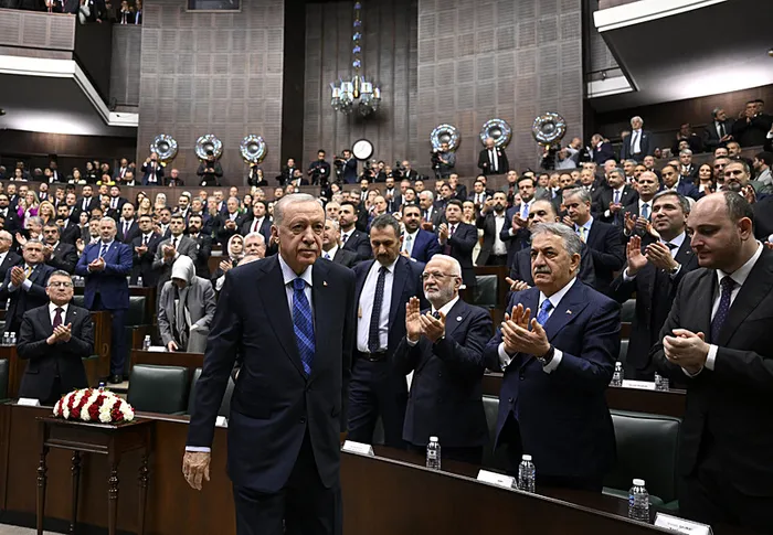 baskan-erdogan-ozgur-ozel-fetoculerin-ufuruguyle-siyaset-yapiyor-1746020601926.jpg Başkan Erdoğan kentsel dönüşüm konusunda yeni adımlar atılacağını söyledi (DHA)