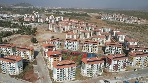 Depremzedeler yeni konutlarına kavuşuyor! Anahtarlar Başkan Erdoğan'dan - 3