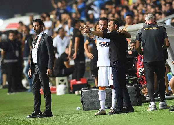 1665868553186.jpg Okan Buruk yerine yabancı hoca! A Spor yorumcusu Erman Toroğlu açıkladı - 6
