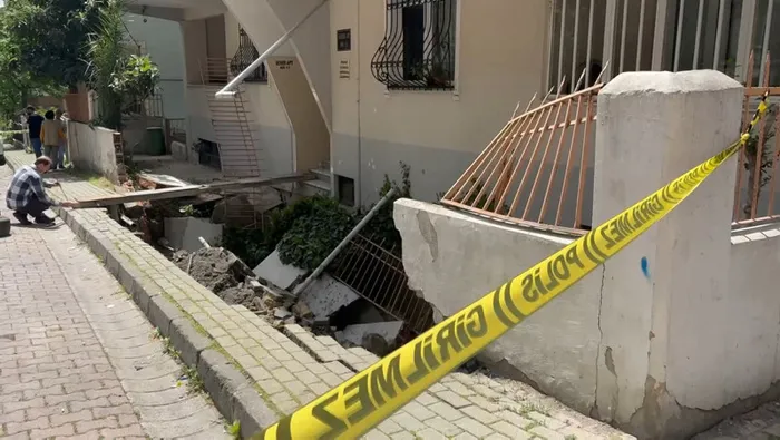 Avcılar'da korkutan olay! Mahalle sakinleri sokağa döküldü - 1