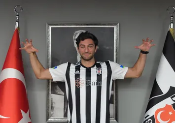 Beşiktaş'ın oyuncusuna trafikte saldırı! Bacağından yaralandı! Emrecan Uzunhan uzun süre sahalardan uzak kalacak