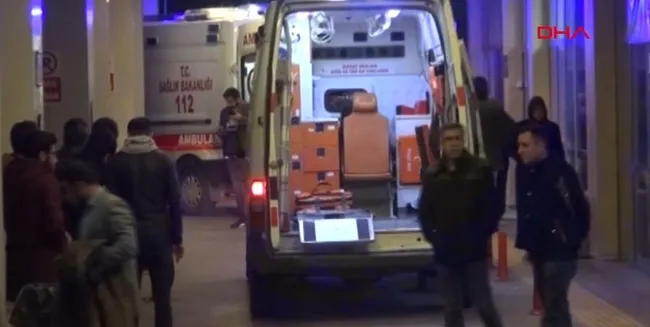 Şanlıurfa’da genç kızın öldüğü kaza anbean kameraya yansıdı - 1