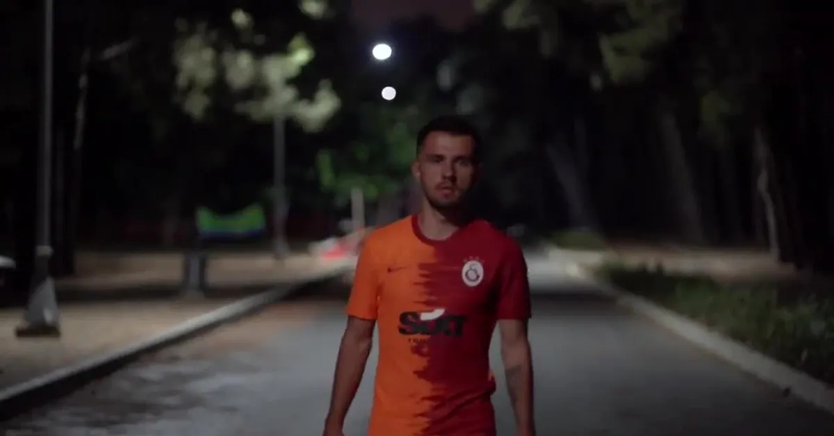 Galatasaray Emre Kılınç'ı açıkladı