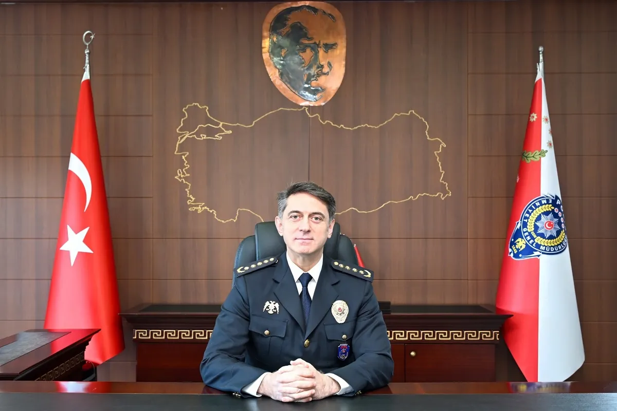 baskan-erdogan-imzaladi-4-ilde-vali-7-ilde-emniyet-muduru-degisti-ali-fidan-emniyet-genel-muduru-oldu-1777542263665.jpeg Konya İl Emniyet Müdürü Necmettin Koç (Foto: EGM)
