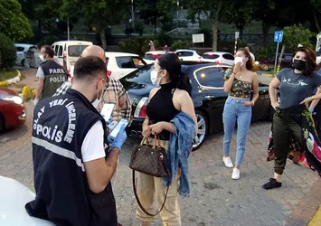 Avcılar sahilinde önce maske sonra ceza
