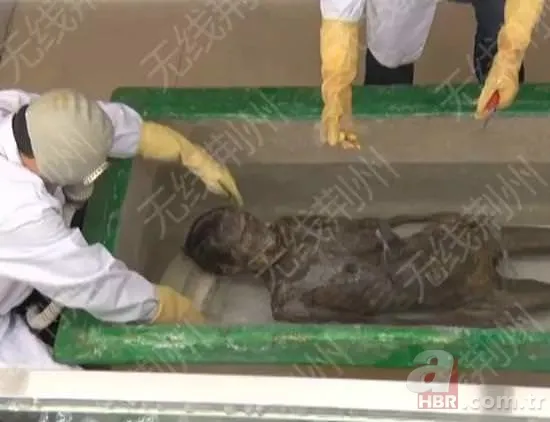 Çin’de bozulmamış 500 yıllık ceset bulundu 4