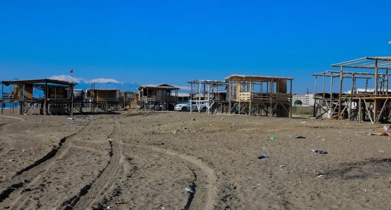 Antalya Da Bedavaya Sunulan Tatil Beldeleri Kaderine Terk Edildi