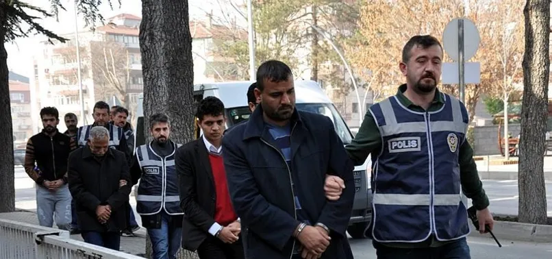 Dolandırmak isterken rehin alındı