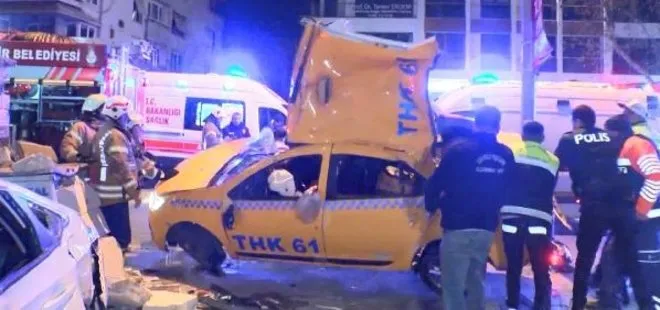 İstanbul’da feci kaza! Taksi takla attı 3’ü ağır 4 kişi yaralandı