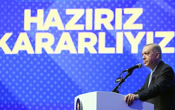 AK Parti’nin belediye başkanı adayları belli oldu! Başkan Erdoğan 26 ismi tek tek açıkladı