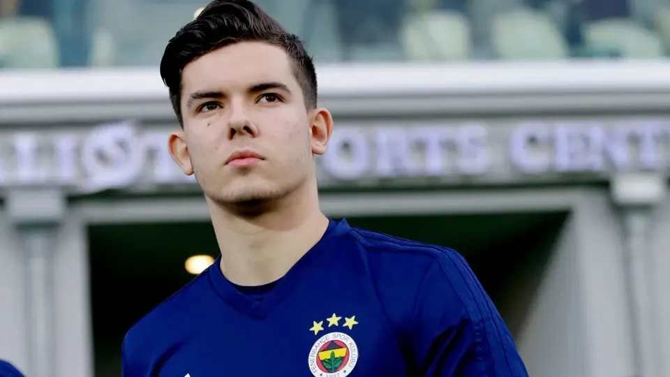 Fenerbahçe'de Ferdi Kadıoğlu krizi!