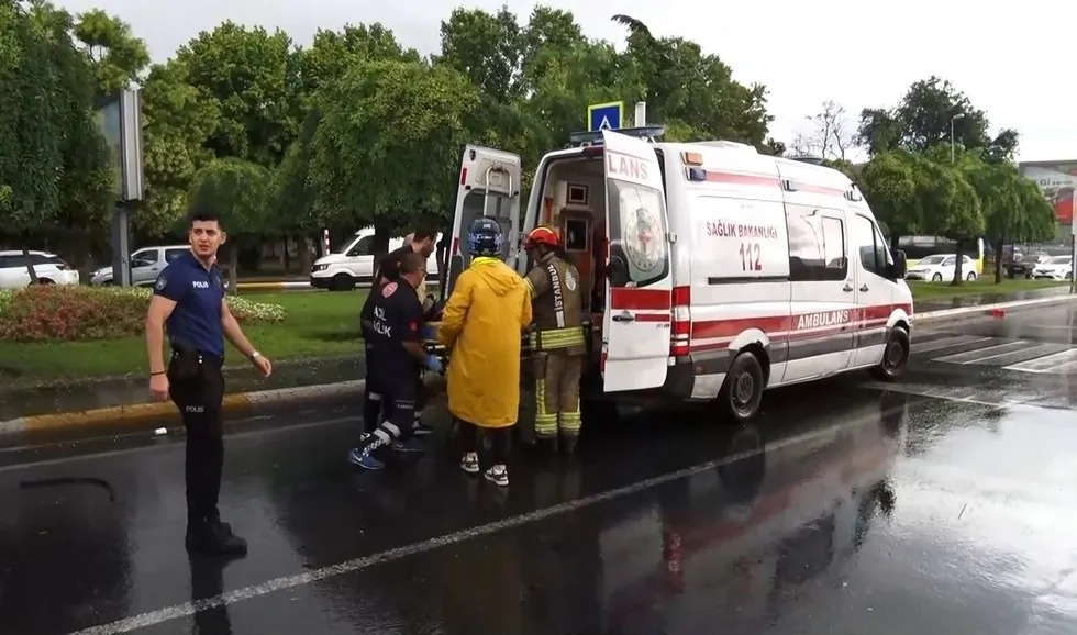 Eyüpsultan'da yolcu otobüsü faciası: 30 yaralı, 2'sinin durumu ciddiyetini koruyor - 4