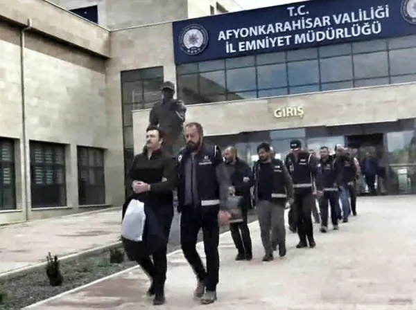 fetoculere-yapilan-gazi-turgut-aslan-operasyonunda-219-kisi-tutuklandi-1666600671645.jpg