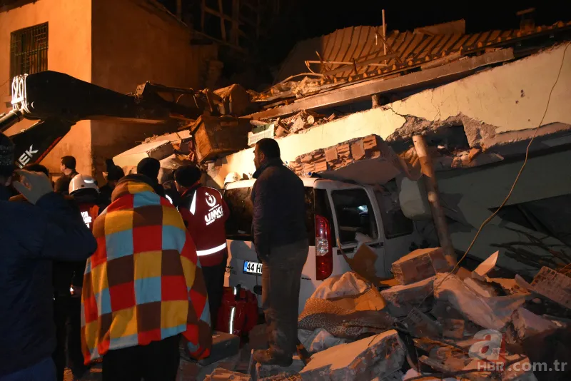 Son dakika: Elazığ depreminin ardından peş peşe Türkiye’ye destek mesajları: Yardıma hazırız 23