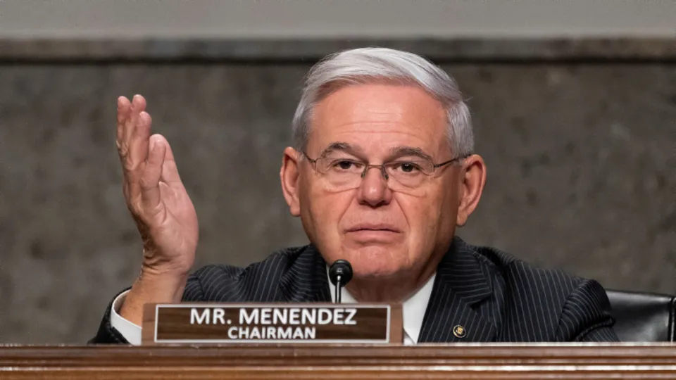Bob Menendez'in skandal yüzü ortaya çıktı! Yunan medyasında büyük panik: Türkiye'ye F-16 satışını kim engelleyecek?