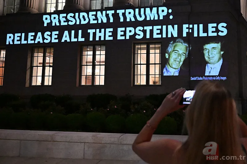 Trump düşmanı Amerikan medyası dosyanın peşini bırakmıyor! Epstein ve Trump arasındaki 15 yıllık sır! 19