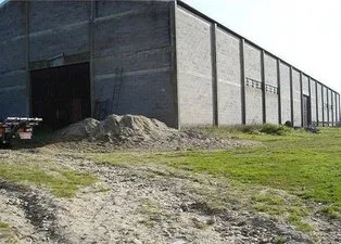 Satın aldığı ahırın içinden çıktı! Gözlerine inanamadı...