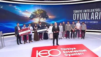 Geleceğin entelektüelleri kıyasıya yarıştı