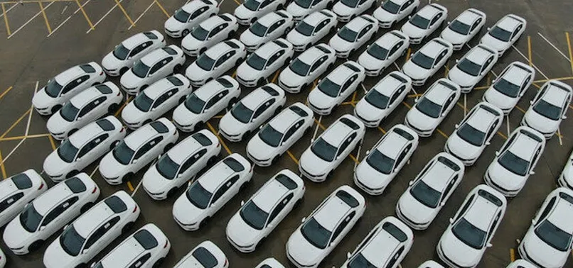 Sıfır arabada çip krizi yaşanıyor! Fabrikalarda üretim durdu fiyatlar yükselecek