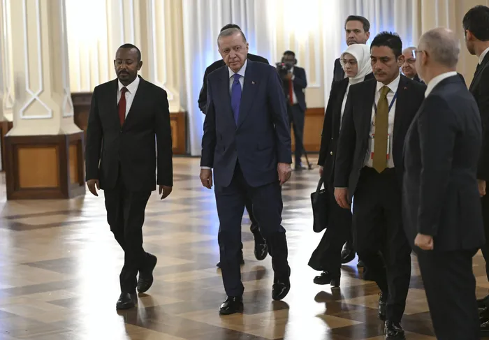 baskan-erdogan-etiyopyada-israile-net-mesaj-somaliland-kararinin-faydasi-yok-1771348364730.jpg Fotoğraf-AA