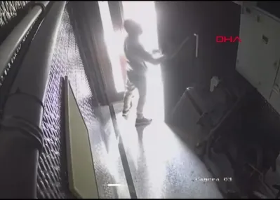 Elektrikli skuter hırsızlığı kamerada