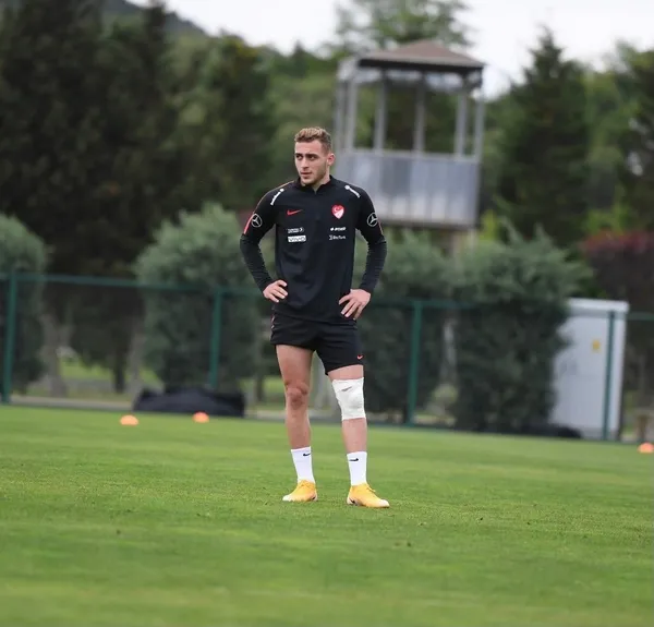 1624971468001.jpg İlker Püren Barış Alper Yılmaz'ın Galatasaray'a transfer olduğunu açıkladı| Son dakika Galatasaray transfer haberleri - 2