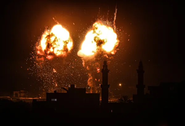 katil-israil-ateskese-ragmen-durmuyor-gazzeye-bombardiman-1623801174579.jpg Katil İsrail ateşkese rağmen durmuyor! Gazze'ye bombardıman - 2