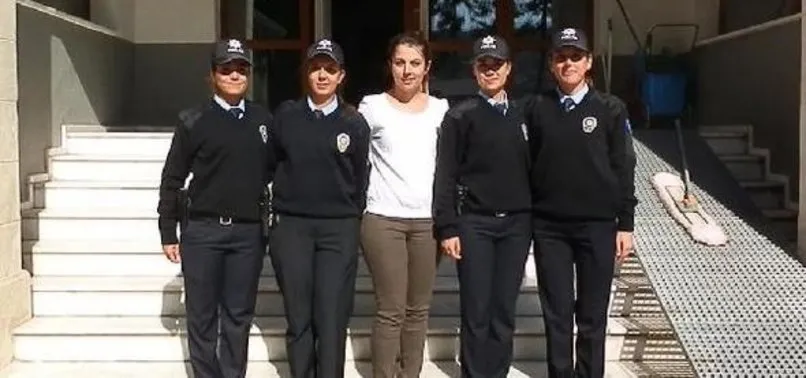 Foça'da bir ilk İşte yeni ilçe emniyet müdürü Foça'da bir ilk İşte yeni ilçe emniyet müdürü